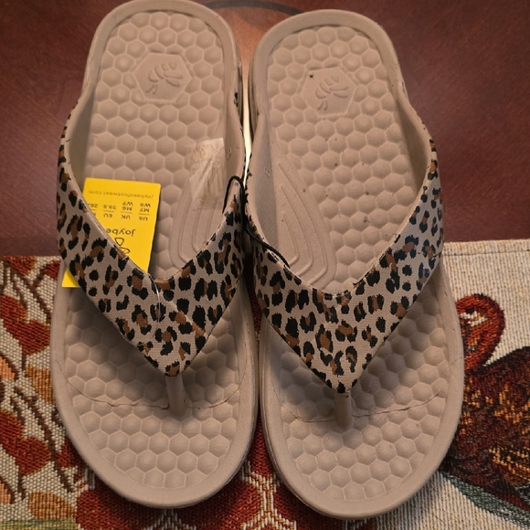 Leopard Print Women's Sandals - Picture 1 of 3